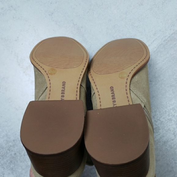 Lucky Brand Suede Tan Ankle Boots Booties Block Heel - Picture 6 of 7